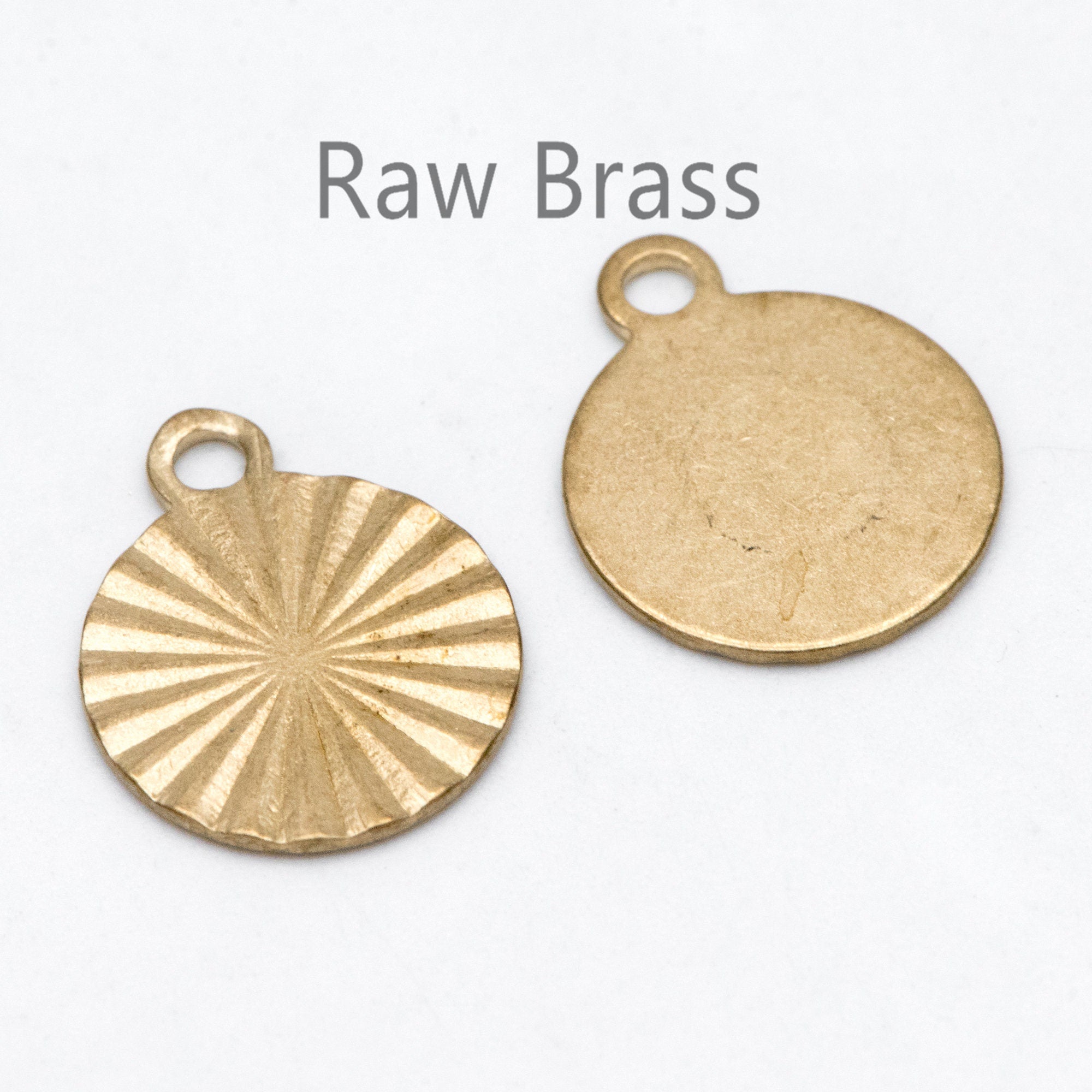10pcs Raw Brass Round Diamond Cut Charm Pendants, Brass Findings Wholesale (RB-218)